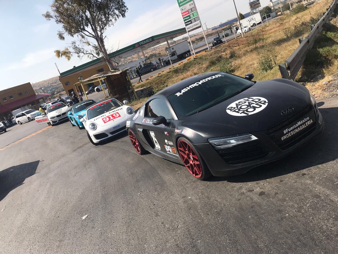 Después de más de 
<b>1,200 millas recorridas, </b>la caravana llegó como punto final al puerto de Acapulco.