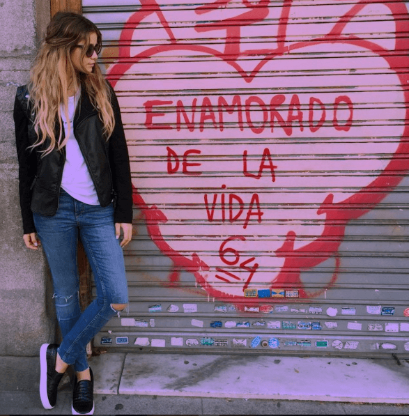 Aunque no es fácil, ella ha logrado generarse un estilo propio y súper original.