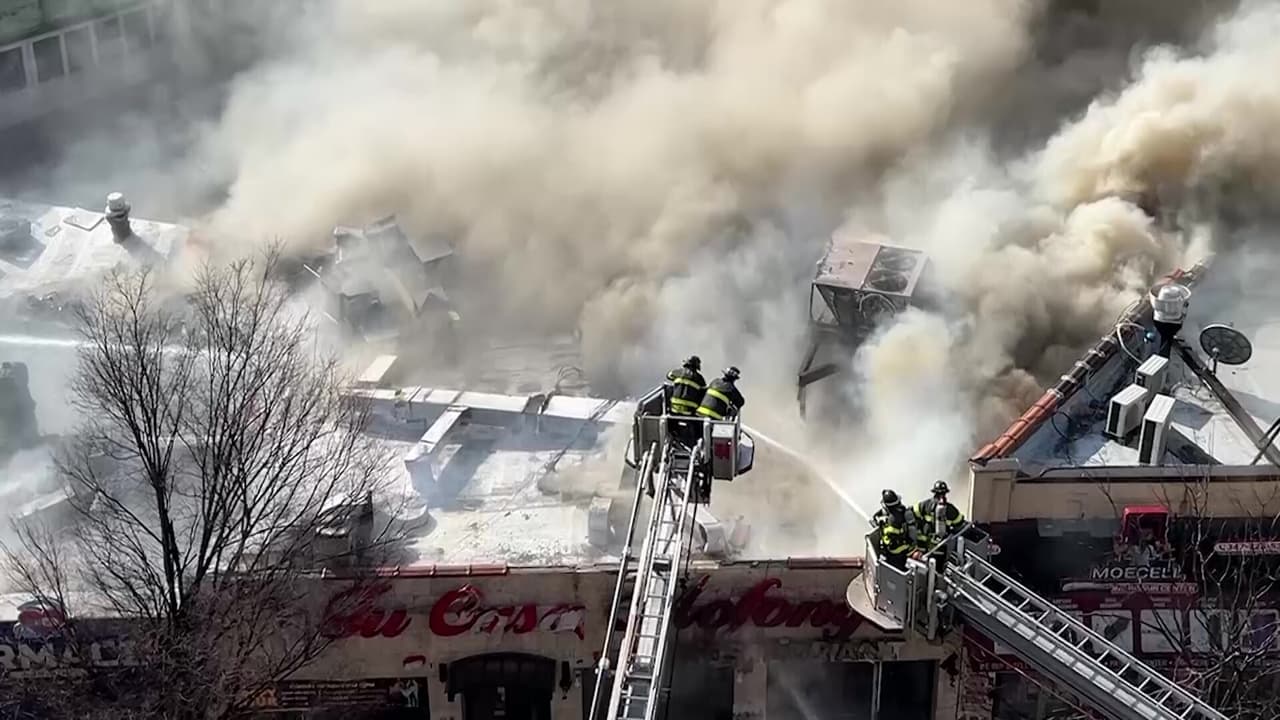 Incendio en El Bronx destruye seis negocios y deja a decenas de trabajadores sin empleo en Morris Heights