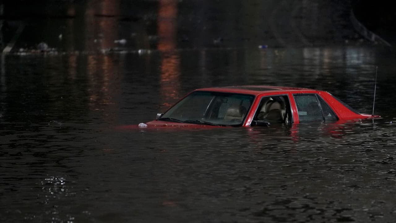 Oakland declara estado de emergencia por la tormenta que afecta al Área de la Bahía