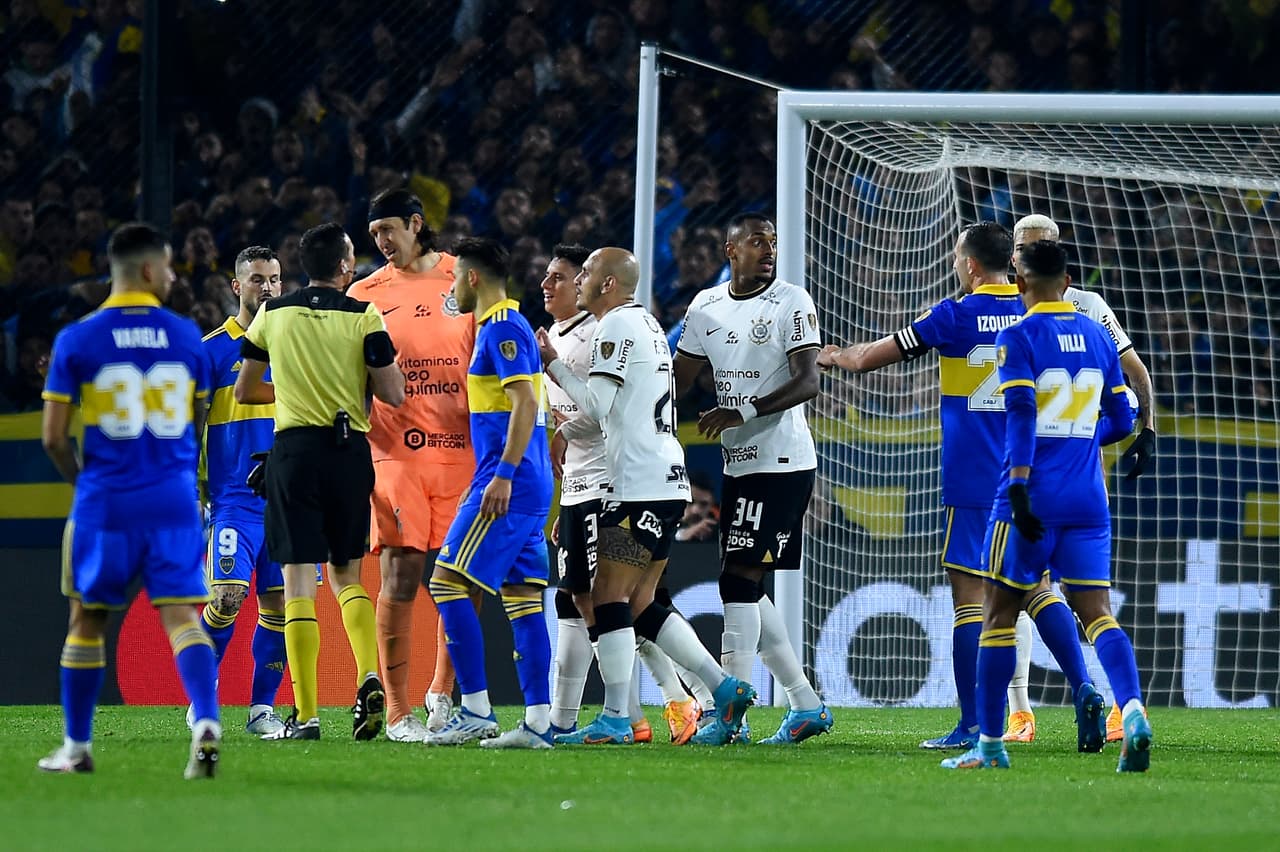 Corinthians venció 5-6 en penales a Boca Juniors tras empatar 0-0 en el marcador global.