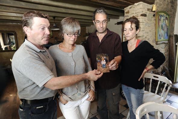 "Allí se contactarán con la policía boliviana, la fiscalía y las personas que dieron albergue a los dos jóvenes", dijo a la AP el cónsul de Francia en La Paz, Frederic Laurent.