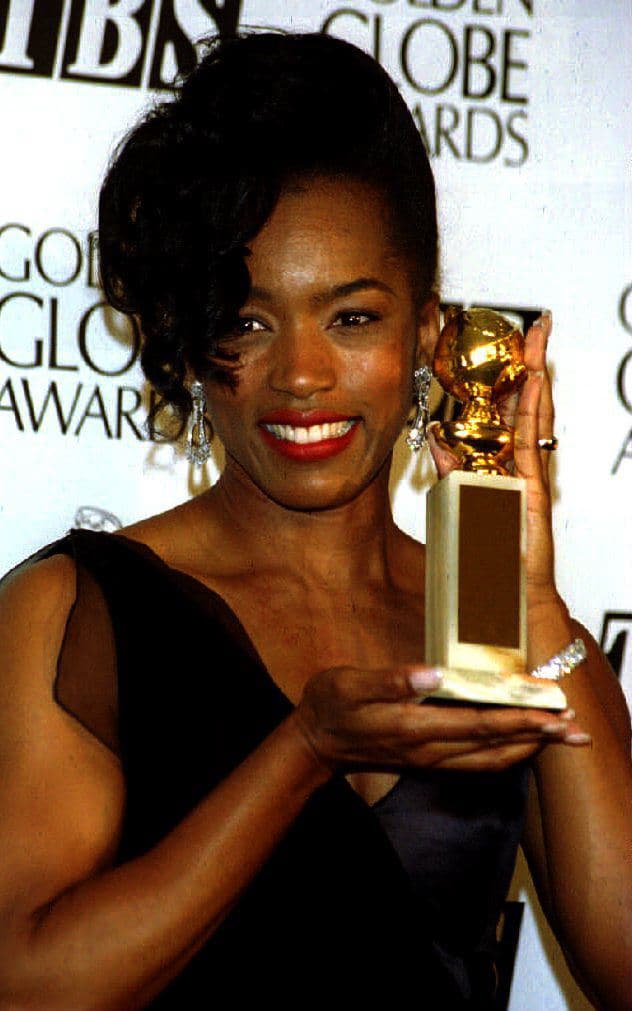 Angela Bassett se llevó Mejor Actriz en Comedia - Musical por interpretar a Tina Turner en 'What's Love Got to Do With It'.