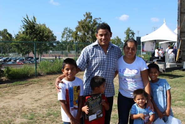 Miles se dieron cita en la séptima edición de la Feria de Educación que se festejó en Cal State Dominguez Hills. Te compartimos fotos de la concurrida celebración escolar.