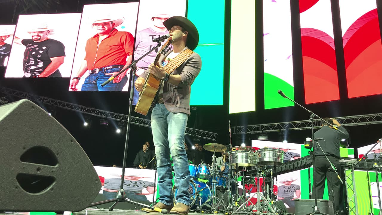 Fue una noche llena de música y de agradables sorpresas tanto para la agrupación norteña como para sus miles de admiradores.