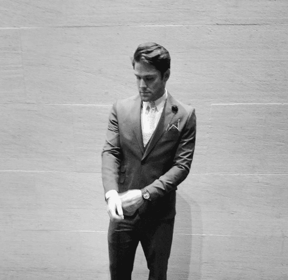 Aunque Jesús no es tan conocido en el mundo de la farándula como su hermana, él ha logrado abrirse camino tanto en el mundo de los negocios como el del modelaje.