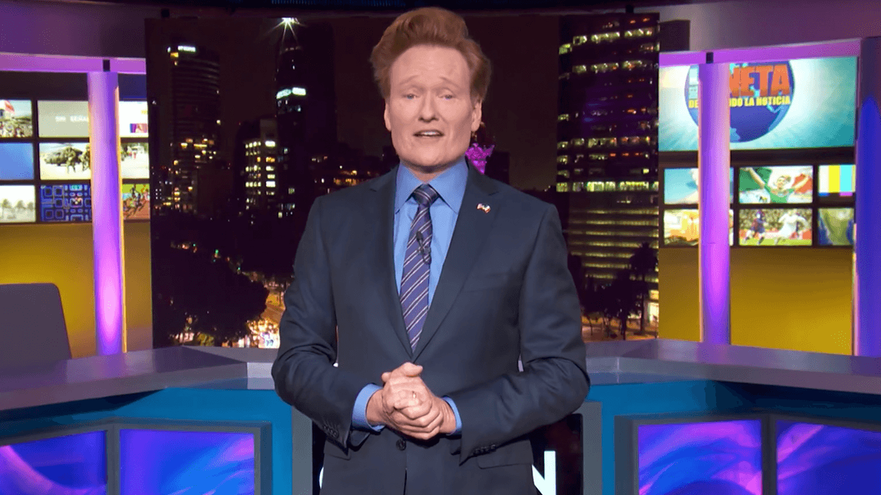 Conan O' Brien Films his Show in Mexico City