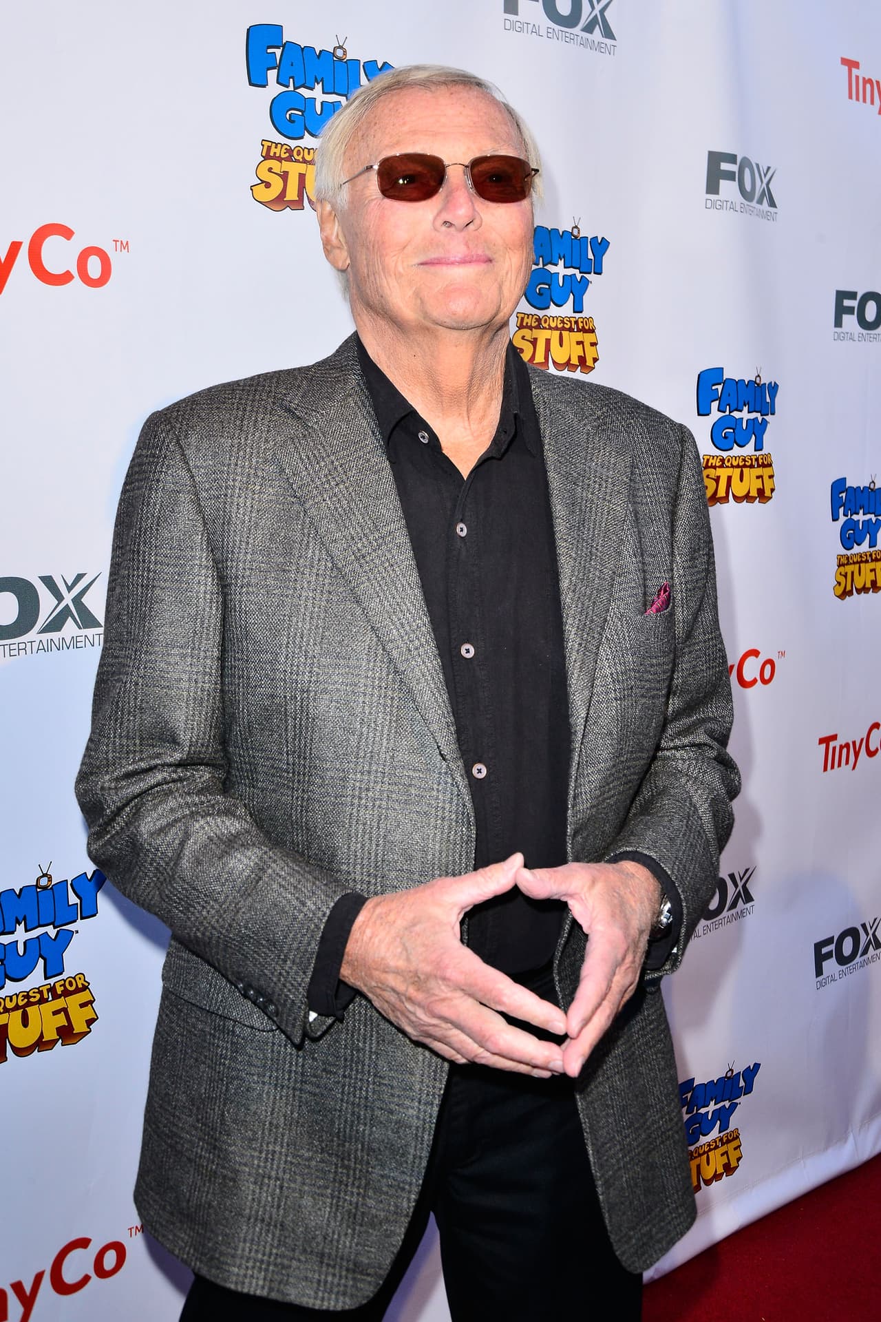 De niño, West era fanático de los libros de historietas y entre sus favoritas, estaba el personaje de Batman, a quien con el tiempo, le debería su fama y éxito.