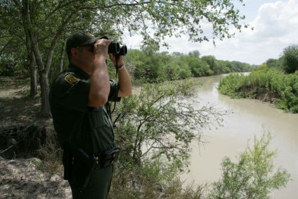 La Customs and Border Protection (CBP) es la encargada de vigilar las fronteras y puntos de entrada a EEUU.(Crédito: cbp.gov).