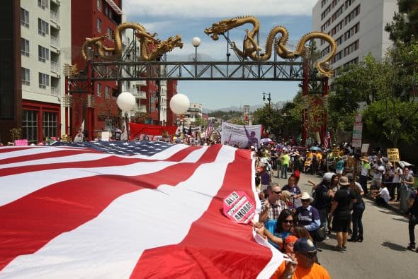 Activistas convocan a marcha "contra el odio" en Los Ángeles 