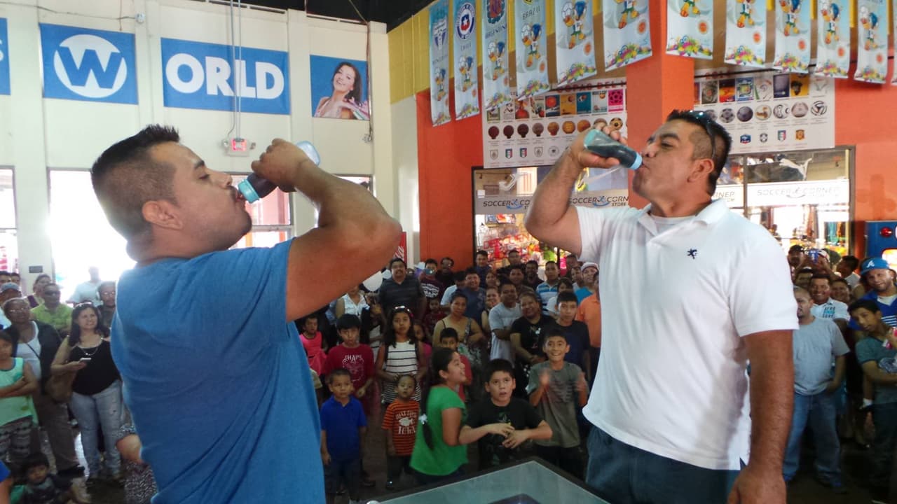 <b>Evento</b>: Celebración del Día del Padre en Plaza Fiesta
<br>
<b>Fecha:</b> 18 de junio
<br>
<b>Lugar: </b>Plaza Fiesta. 4166 Buford Hwy NE. Atlanta, GA, 30345.
<br>
<b>Sitio web</b>:
<a href="https://plazafiesta.net/event/fathers-day/">https://plazafiesta.net/event/fathers-day/</a>
<br>
<br>Plaza Fiesta celebra este día tan especial con mariachis, concursos y obsequios para todos, en especial para los padres.