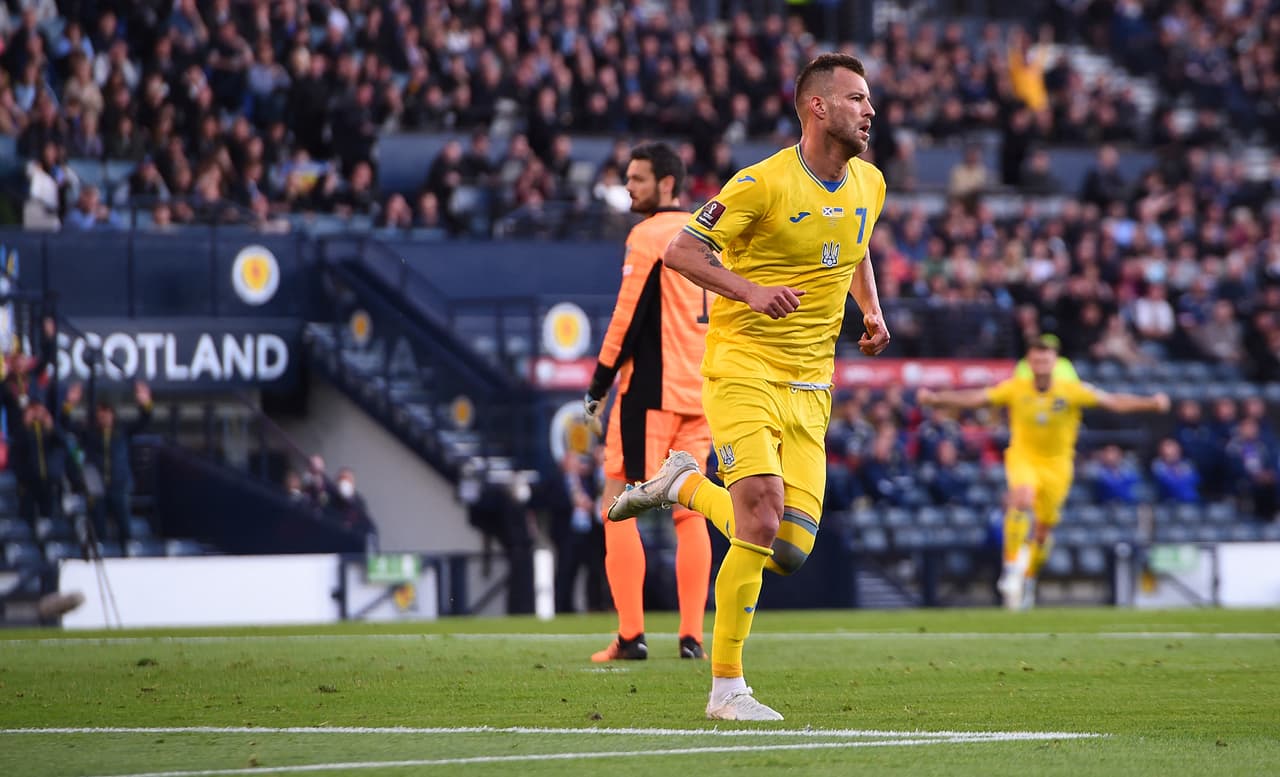 Durante el juego en las anotaciones llegaron con grandes definiciones y el partido terminó con un 1-3 a favor de los ucranianos.