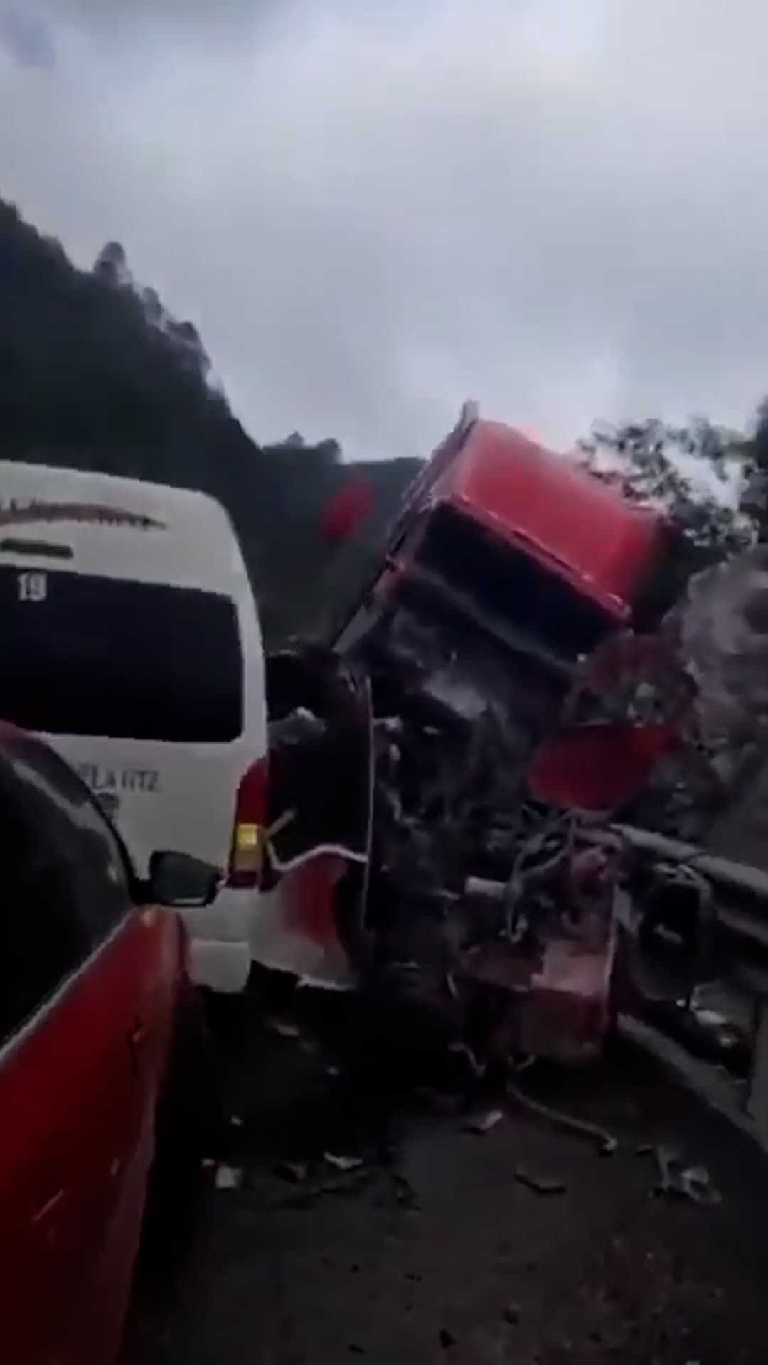 Captan el momento de un trágico choque en Chiapas, México