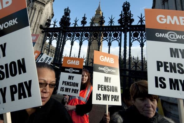 Dave Prentis, secretario general de Unison, el mayor sindicato de trabajadores del sector público, afirmó que este 30 de noviembre "pasará a la historia como la mayor huelga coordinada, la mayor muestra de determinación y desafío que el país ha vivido en casi un siglo".