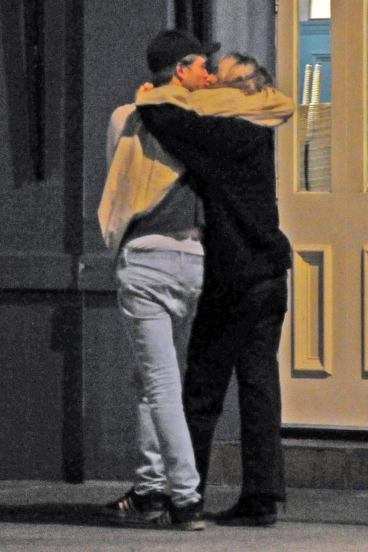 Durante ese lapso los apasionados besos entre los actores no se hicieron esperar.