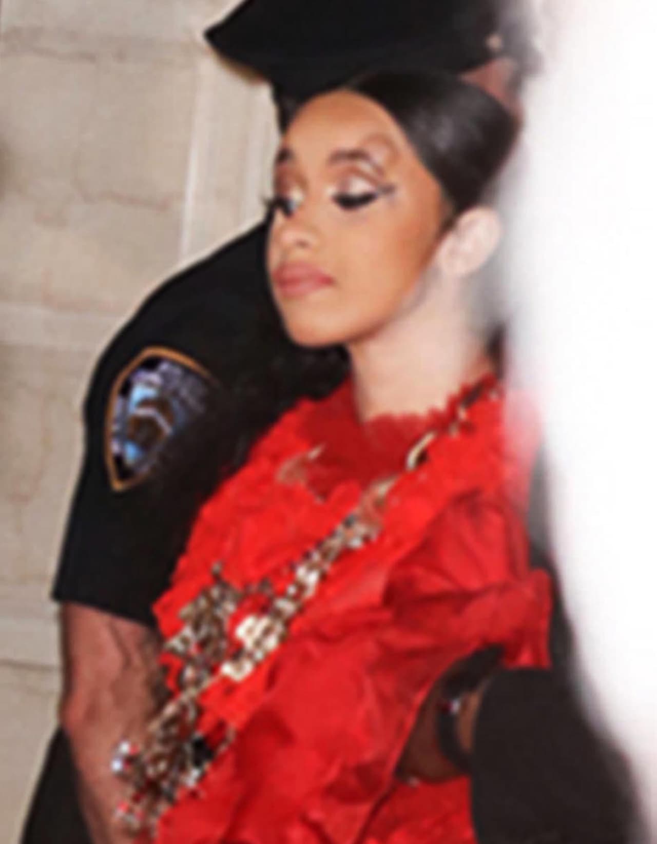 El mensaje acumula más de 3.5 millones de Likes y suma más de 335,000 comentarios.
<br>