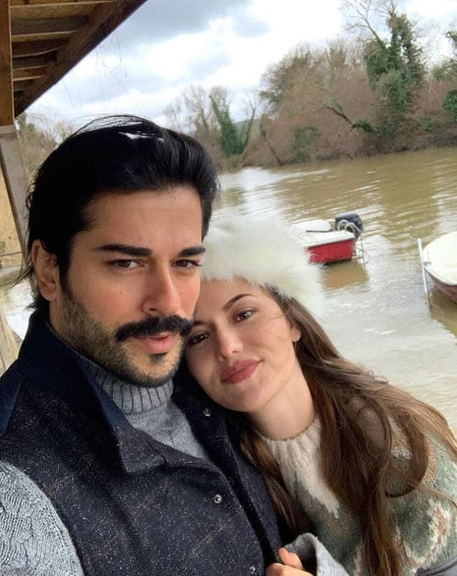 La fecha no pasó desaparcibida para las estrellas de la televisión turca.