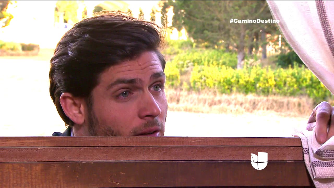 No puedes negarte ante estos ojitos llenos de amor.