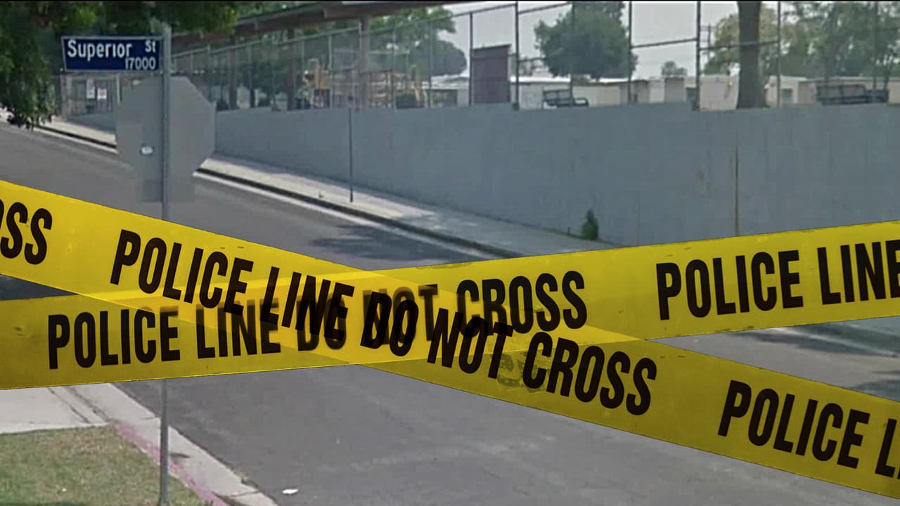 Hombre apuñala a un adolescente que regresaba de la escuela por no darle dinero en Northridge