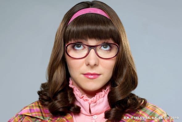 Interpreta a "Marianela Ruíz", una simpática muchacha de grandes dimensiones.