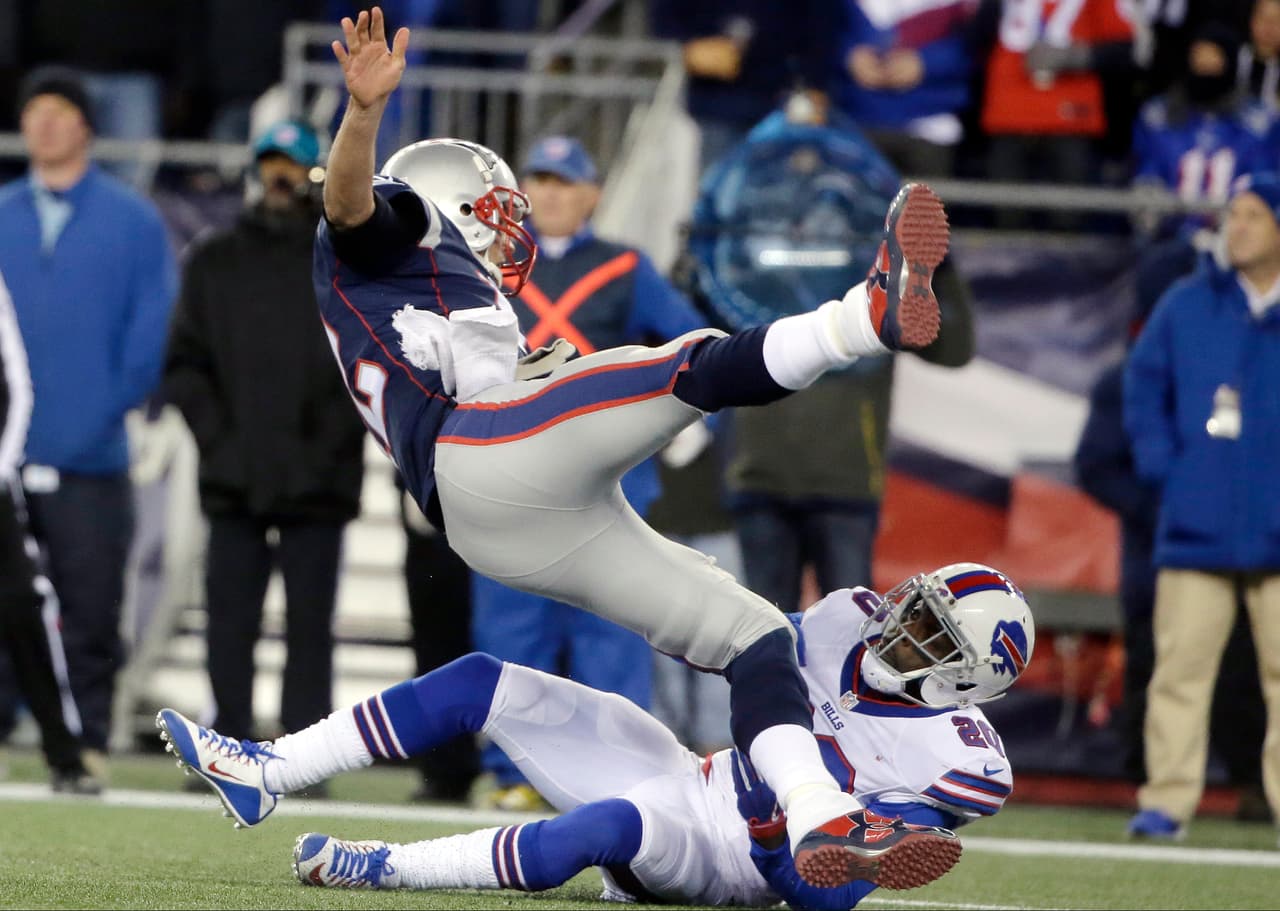 Tom Brady dice que la noche del lunes contra los Bills fue muy apretada y agitada