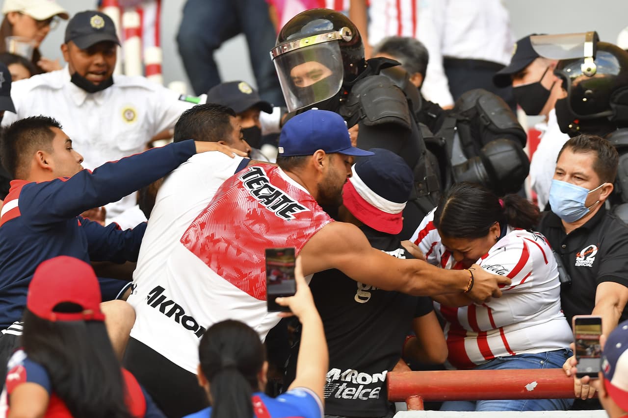 Con los goles de Zaldívar, Beltrán y Alvarado, Chivas por fin ganó en el Apertura 2022 y lo hizo al destaparse con 4 goles que le dan oxígeno puro al proyecto de Ricardo Cadena como DT.