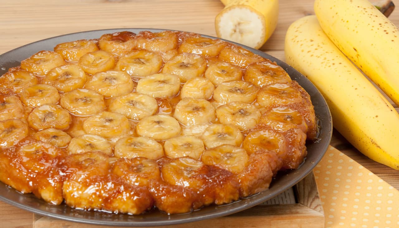 Bolo de casca de banana e mais: 4 sobremesas que levam ingredientes usualmente descartados 