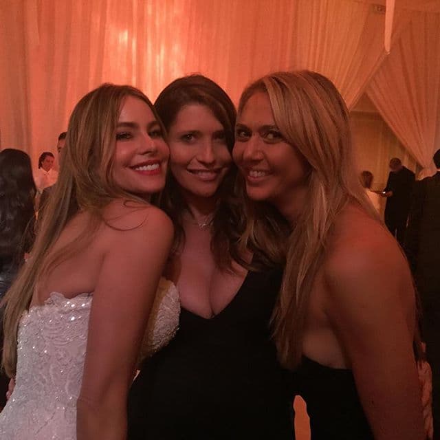 Sofía se retrato con todos sus invitados, ¡lucía bellísima!