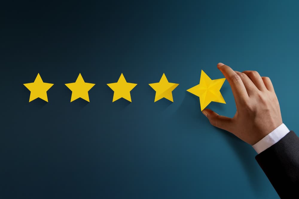 <b>LIBRA</b>
<br>Debes saber que el deseo de complacer en todo a los demás, es una de tus mayores debilidades, así como tu indecisión. Vas de aquí para allá.