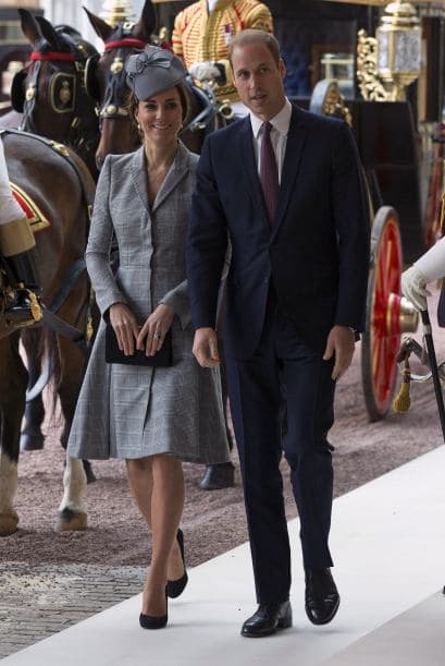 Canceló varios de sus compromisos y se rumoró que su embarazo era de alto riesgo.