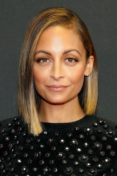 12- Nicole Richie. La actriz ha batallado contra varias adicciones, incluyendo heroína, cocaína y marihuana, que han dado lugar a tres arrestos y cinco accidentes de autos.