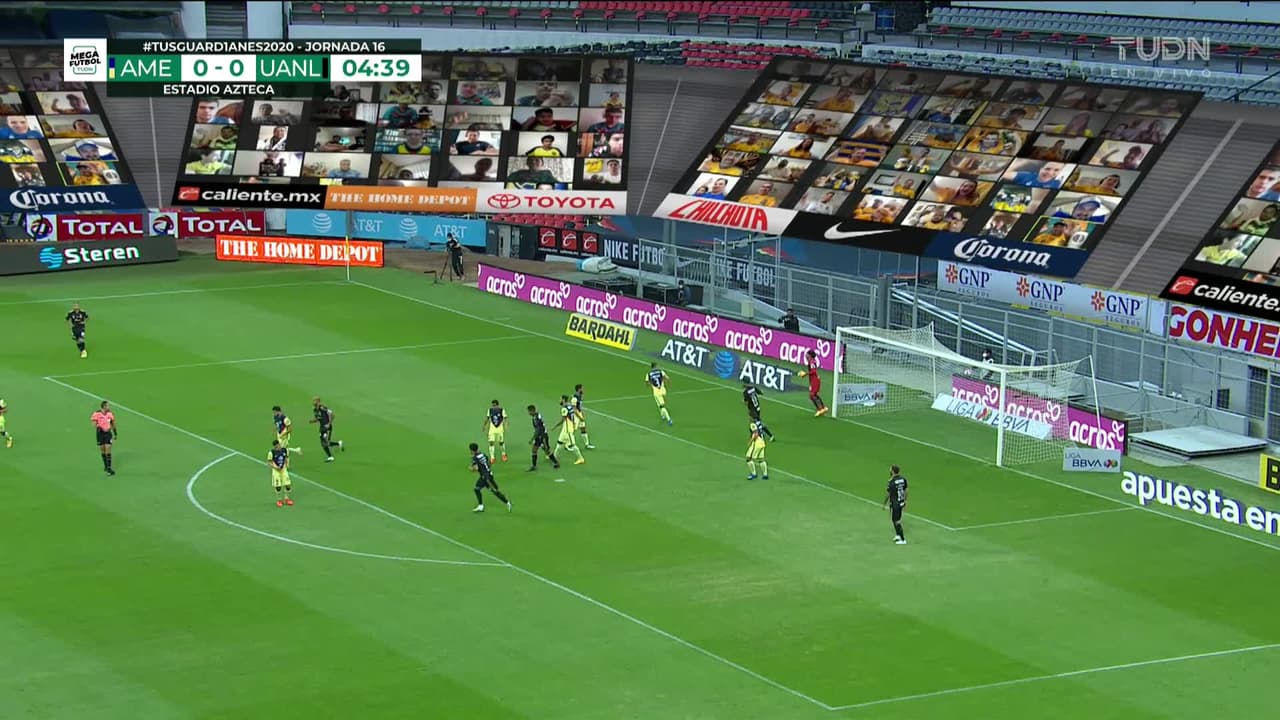 ¡TIRO ATAJADO! disparo por Francisco Meza.