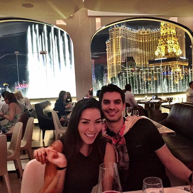 Viven su amor intensamente.