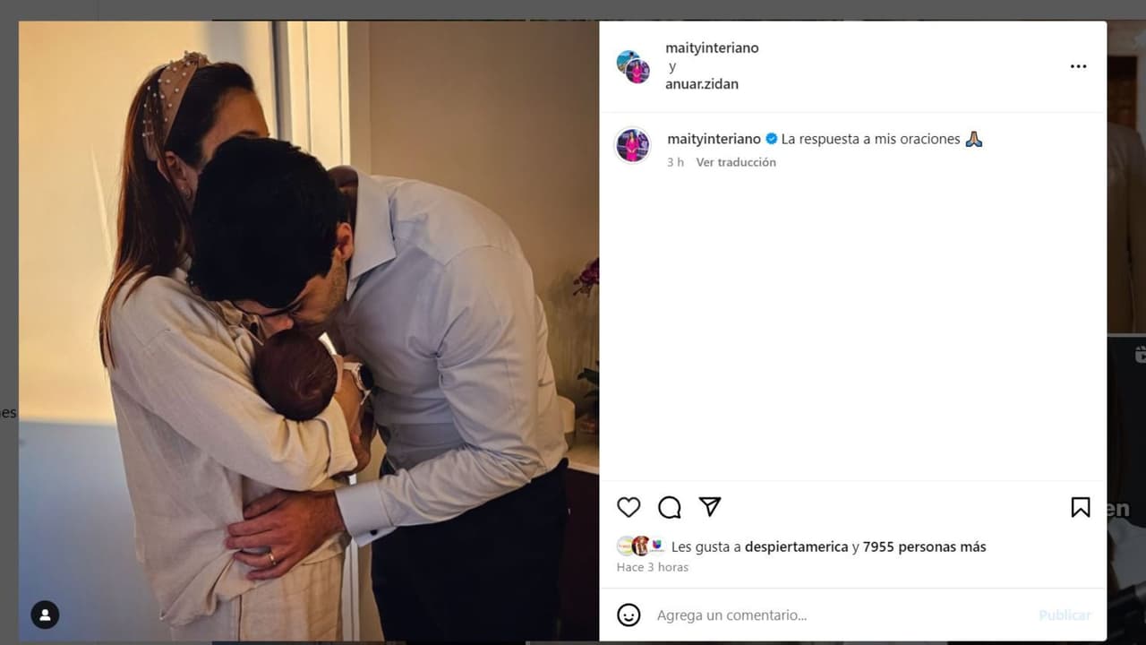 Maity Interiano publica retrato familiar.