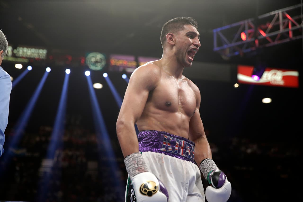 Amir Khan: ‘Floyd Mayweather me evita'