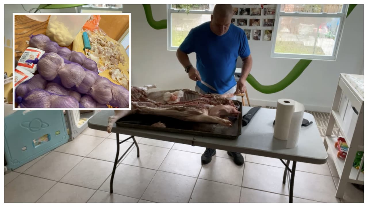 Preparar lechón asado: la tradición para la cena de Navidad de las familias cubanas del sur de Florida