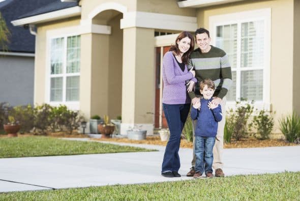 El timing "Creo que hay momentos para todo. Quizá la idea es vivir en los suburbios de niño, mudarse a la ciudad como un adulto joven, y volver a los suburbios como padre", nos dijo Joseph Rand, socio gerente y asesor general de Rand Realty.