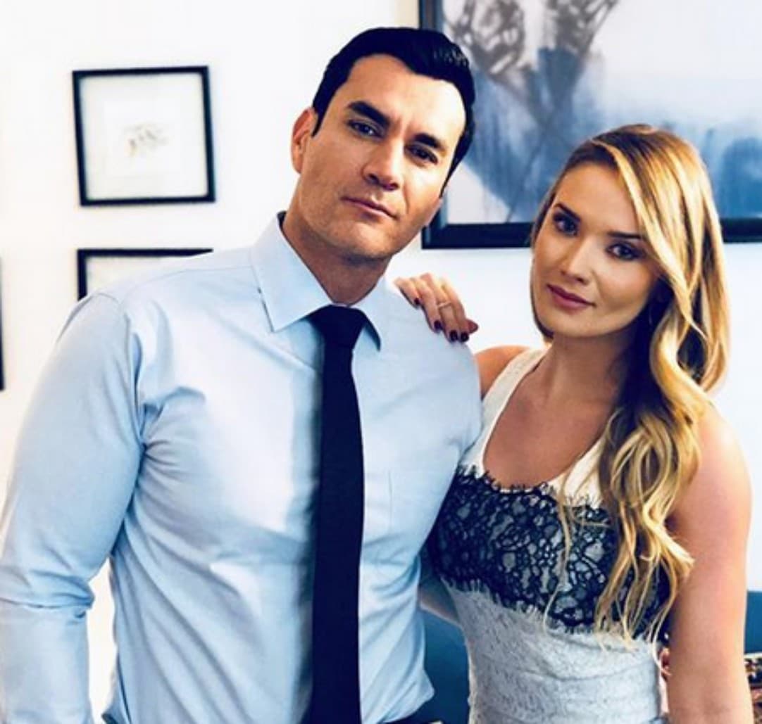 ¿Cómo terminará su historia? Descúbrelo en el gran final de 'Por amar sin ley' este viernes 26 de julio a las 10PM/ 9C por Univision.