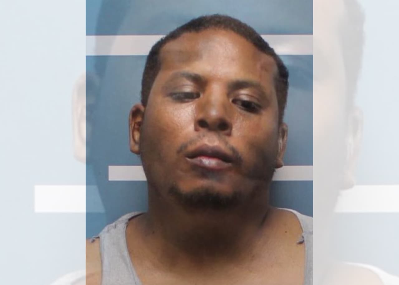 Nathaniel Hollins, sospechoso.