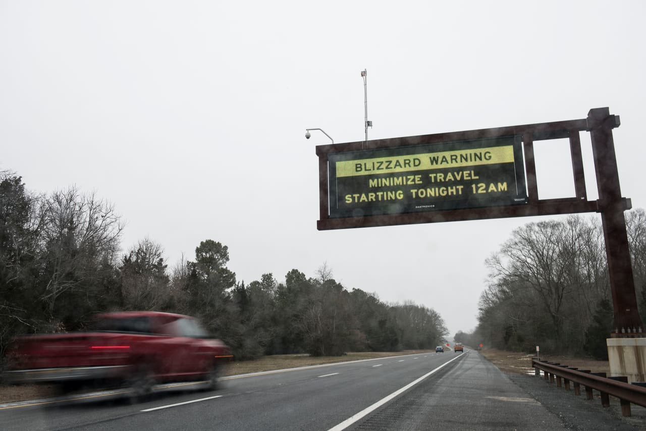 4to lugar Nueva Jersey: Aparte de su cuarto lugar a nivel nacional, el estado jardín es también el estado del noreste de Estados Unidos con los peores conductores. Su índice de 0.61 muertes vehiculares por conductor lo pone en segundo lugar a nivel nacional en ese macabro rubro. Afortunadamente para todo quien maneje en ese Nueva Jersey el 90% de sus conductores cuenta con seguro automotriz.
<br>