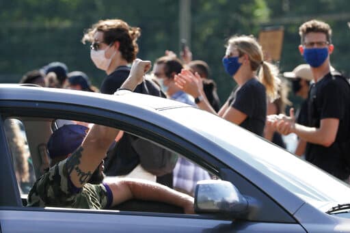 Manifestantes en Nashville, Tennessee.