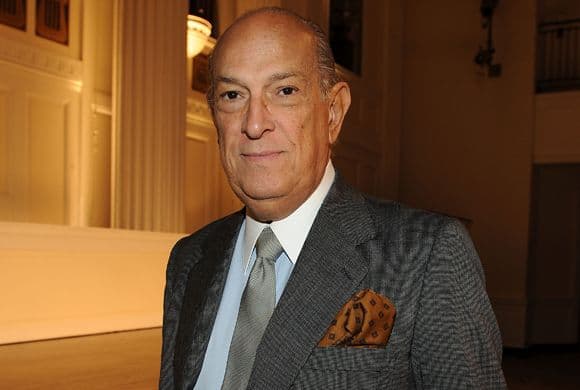 La industria de la moda y el mundo entero está de luto, pues murió el reconocido diseñador Oscar de la Renta a los 82 años de edad.