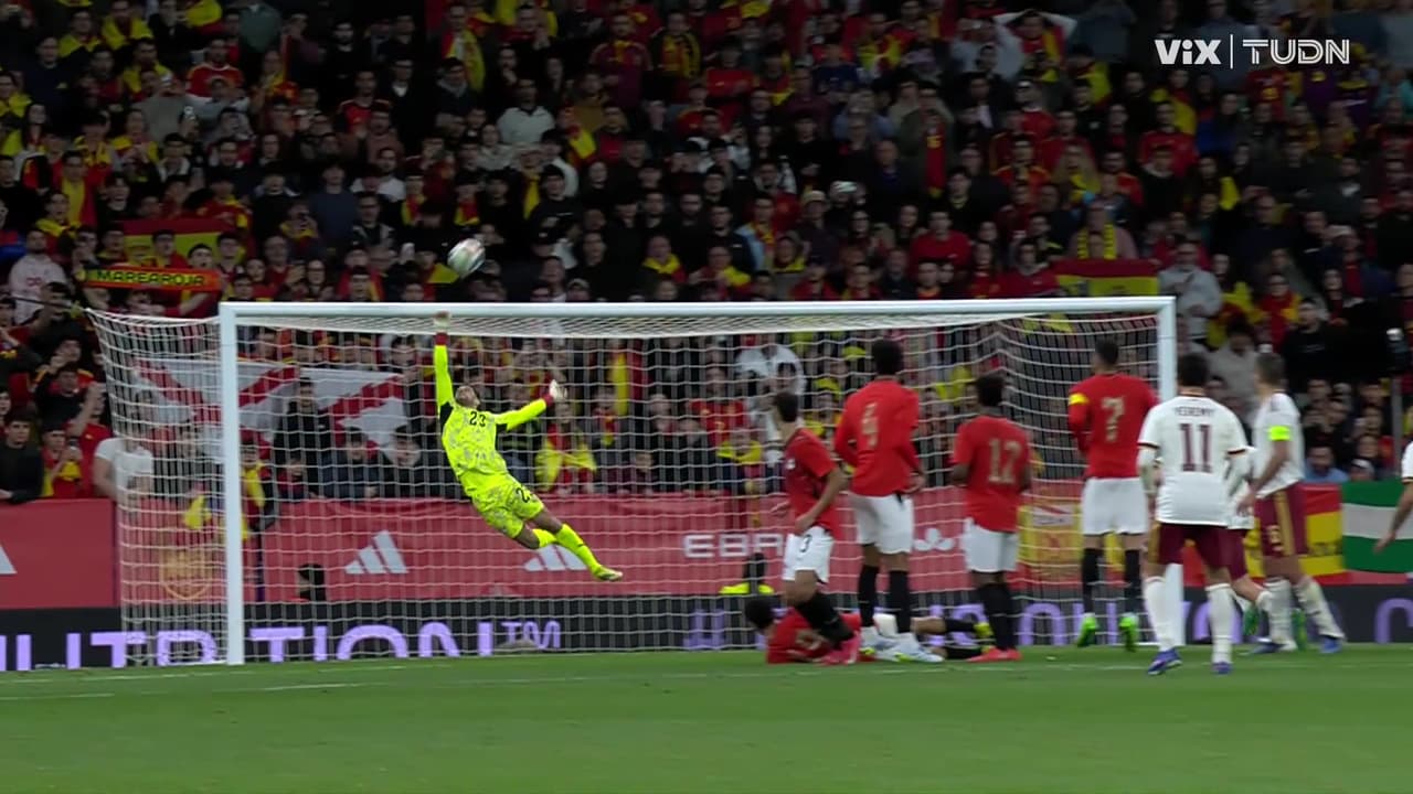 ¡Tarjeta roja y un tiro libre imperdible definen el España vs. Egipto!