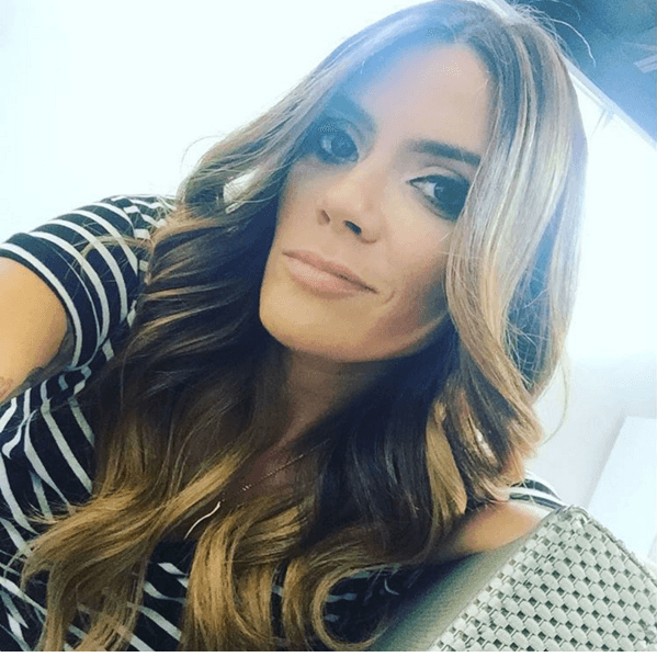 "...Porque creo que lo bueno no se esconde sino que se comparte. Porque si algo no sufre de pecado es el amor y porque al final del camino quiero mirarme de frente y abrazarme sabiendo que en mi vida siempre me fui fiel. Es así que les comparto mi plenitud..."