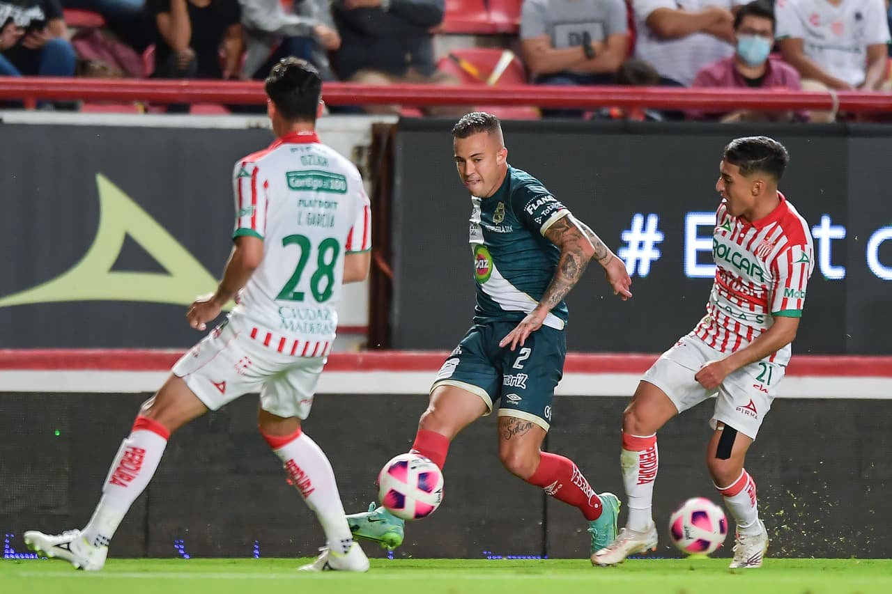 Guillermo Martínez anota al minuto 87 y hace que puebla se lleve los puntos en la victoria 0-1 sobre Necaxa.