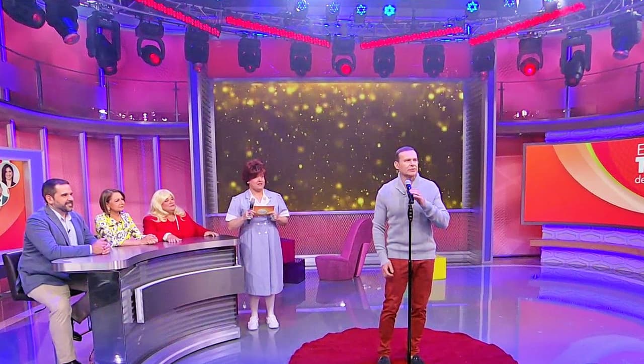 La ronda de demostraciones la comenzó Alan Tacher, quien declamó unas estrofas con tintes de comedia. El jurado dio opiniones muy sinceras y lo catalogaron como un ‘fenómeno’.