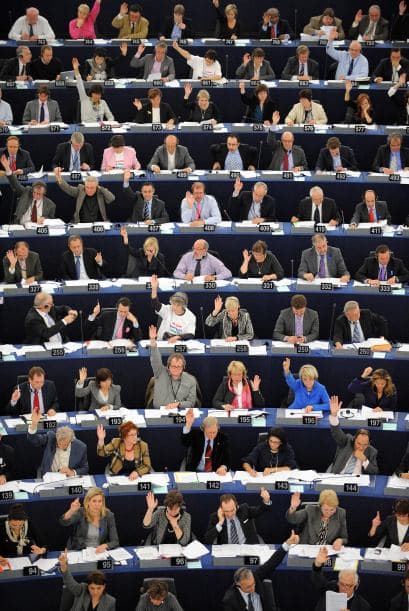 En el Reino Unido era ilegal morir en el Parlamento. Todavía no sabemos cual sería el castigo.