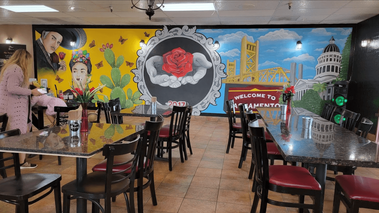 <h3 class="cms-H3-H3">Algo Bueno</h3>
<br>El tercer sitio lo ocupa esta taquería que sorprende no sólo por su sabor, sino por el 
<b>tamaño de sus porciones</b> y buen menú de bebidas que incluye la tradicional michelada.