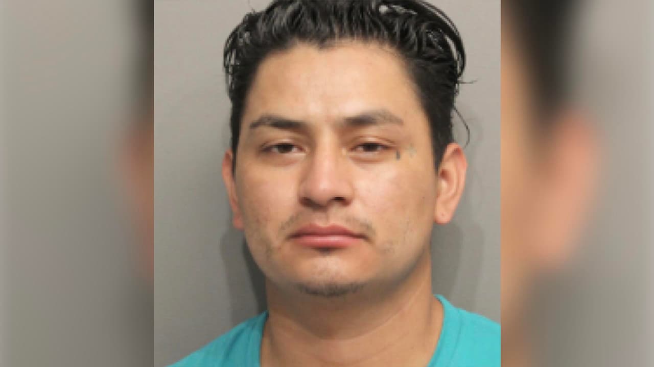 Arrestan a un padre por conducir en estado de ebriedad con su bebé de ocho meses