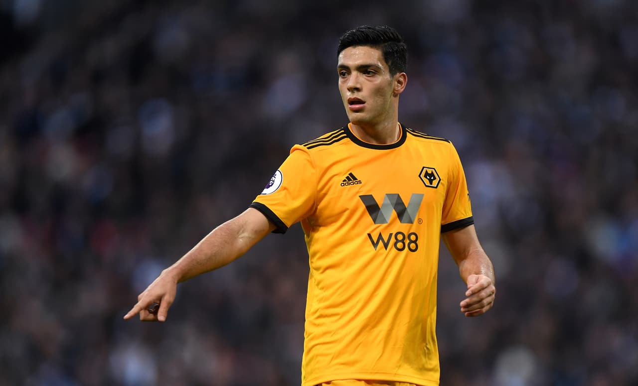 Raúl Jiménez: aunque venían de una importante victoria sobre Tottenham, en la última jornada los Wolves cayeron con Ctystal Palace. Este lunes, por la F.A. Cup, tendrán un duro juego de tercera ronda ante Liverpool y el delantero estaría convocado.